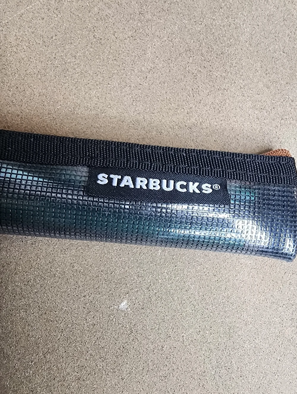 NWT Starbucks Reusable Straw Kit 2 Straws, Cleaner, And Pouch